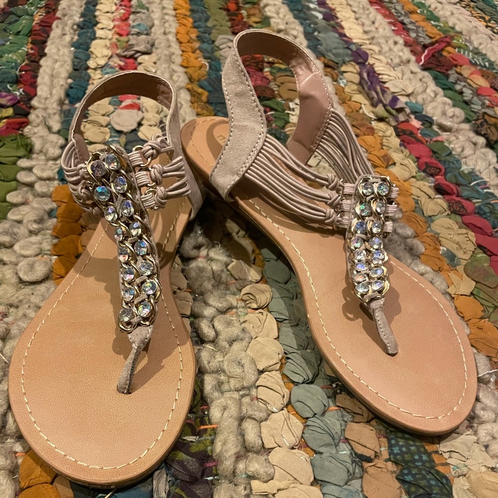 🌞 Bundle for Deals Beige Madden Girl Sandals